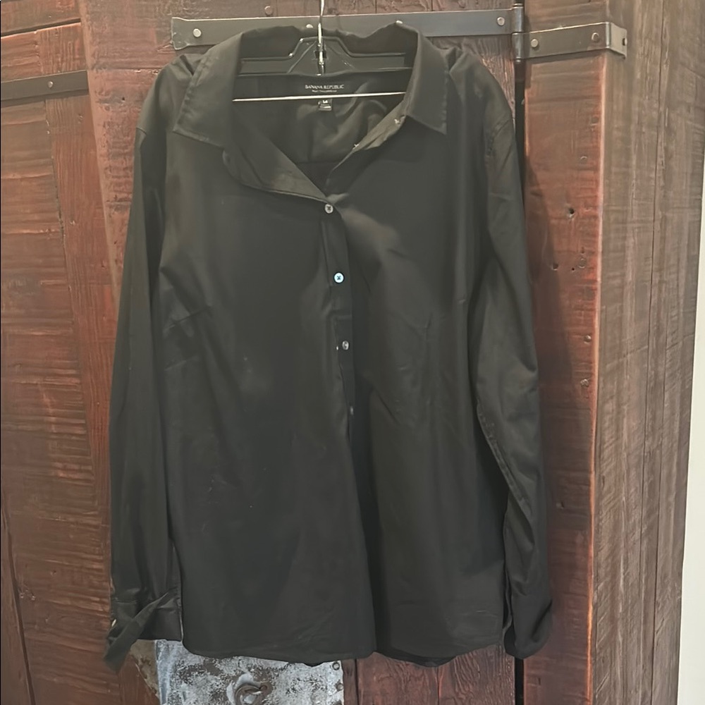 Banana Republic Black Long Sleeve Button Down Shirt